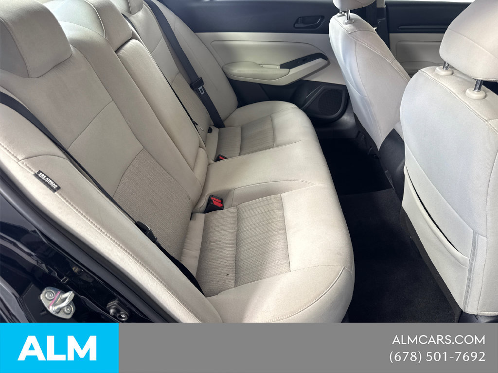 Used 2025 Nissan Altima 2.5 SV FWD image 18