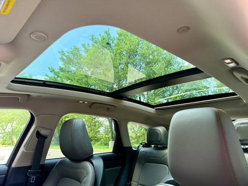 New 2025 Lincoln Corsair Grand Touring AWD/4WD image 34