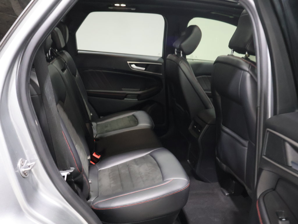 Used 2024 Ford Edge ST-Line w/ Class II Trailer Tow Package AWD/4WD image 22