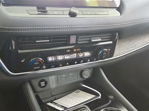 New 2026 Nissan Rogue Platinum w/ Platinum Premium Package image 43