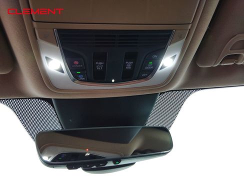 Used 2022 Acura MDX SH-AWD image 22