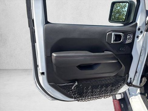 Used 2021 Jeep Wrangler Unlimited Rubicon AWD/4WD image 11