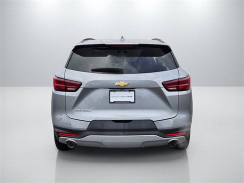 Used 2023 Chevrolet Blazer LT image 5