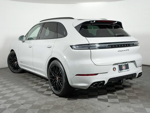 New 2026 Porsche Cayenne GTS AWD/4WD image 3