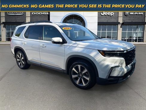 Used 2024 Honda Pilot Elite image 1