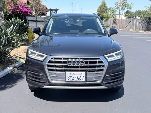 Used 2018 Audi Q5 2.0T Premium Plus w/ Premium Plus Package AWD/4WD image 4