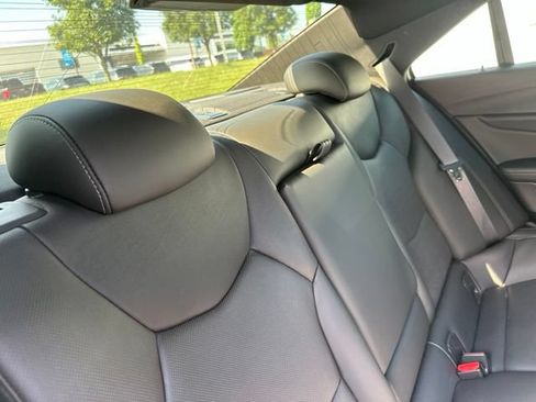 Used 2020 Cadillac CT4 Premium Luxury RWD image 16