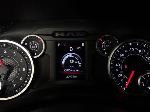 Certified 2025 RAM 2500 Big Horn AWD/4WD image 13