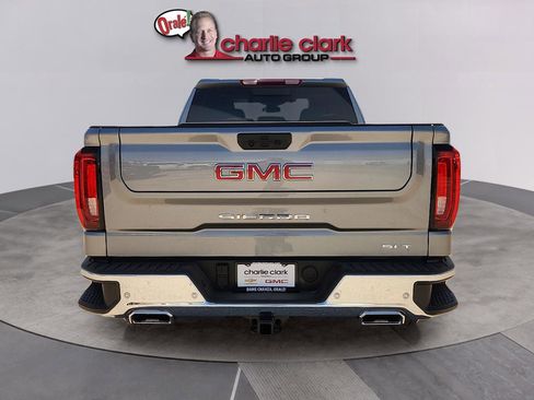 New 2026 GMC Sierra 1500 SLT AWD/4WD image 4