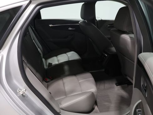 Used 2019 Chevrolet Impala LT image 20