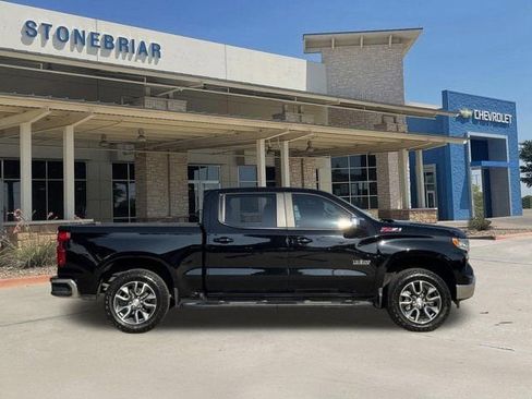 Used 2025 Chevrolet Silverado 1500 LT AWD/4WD image 4