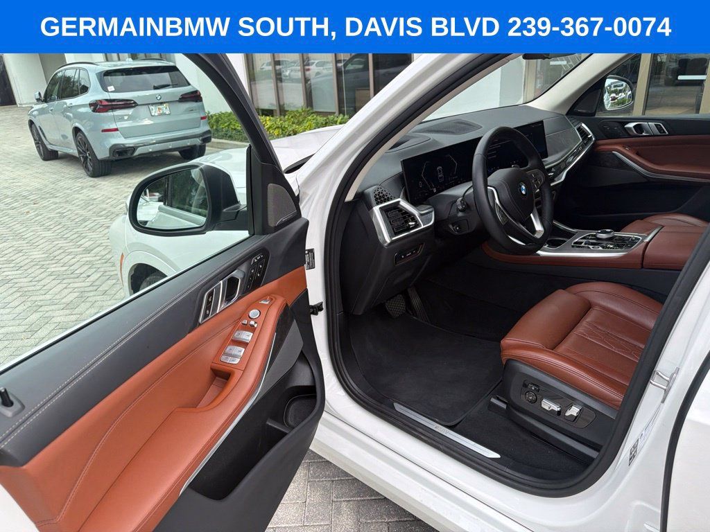 Certified 2024 BMW X7 xDrive40i w/ Executive Package AWD/4WD image 10