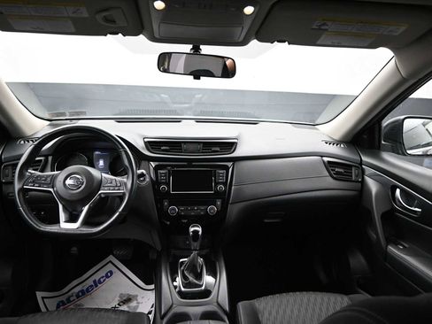 Used 2018 Nissan Rogue SV w/ Premium Package AWD/4WD image 25