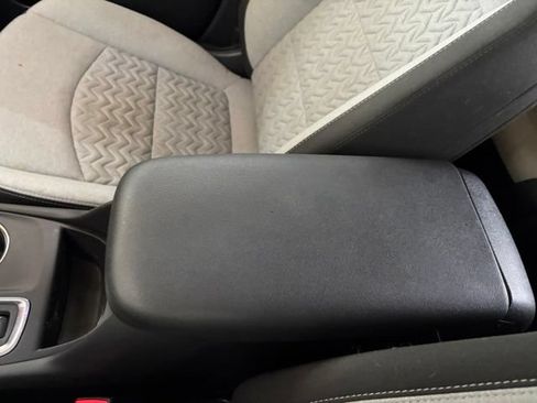 Used 2023 Chevrolet Equinox LT w/ Driver Convenience Package FWD image 41