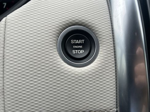 Used 2022 Land Rover Discovery S R-Dynamic image 27