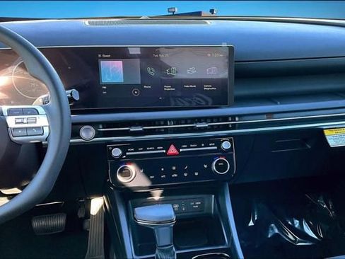 New 2026 Hyundai Santa Cruz SEL FWD image 9