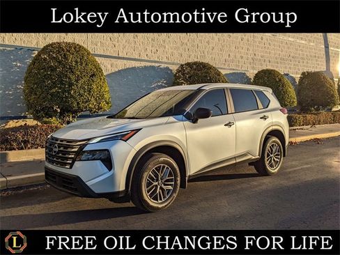 Certified 2025 Nissan Rogue S image 1