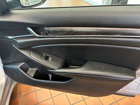 Used 2022 Honda Accord Sport image 23