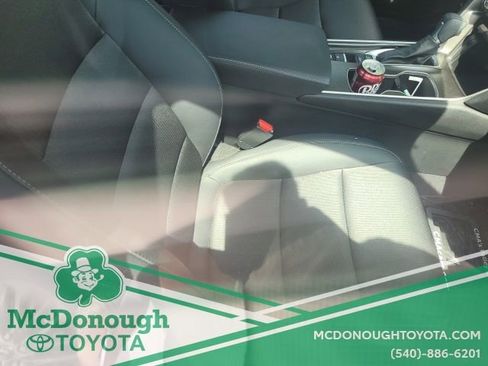 Used 2022 Honda Accord Sport image 16