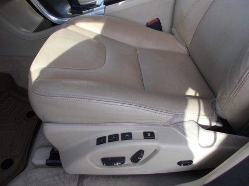 Used 2015 Volvo XC60 T5 image 13