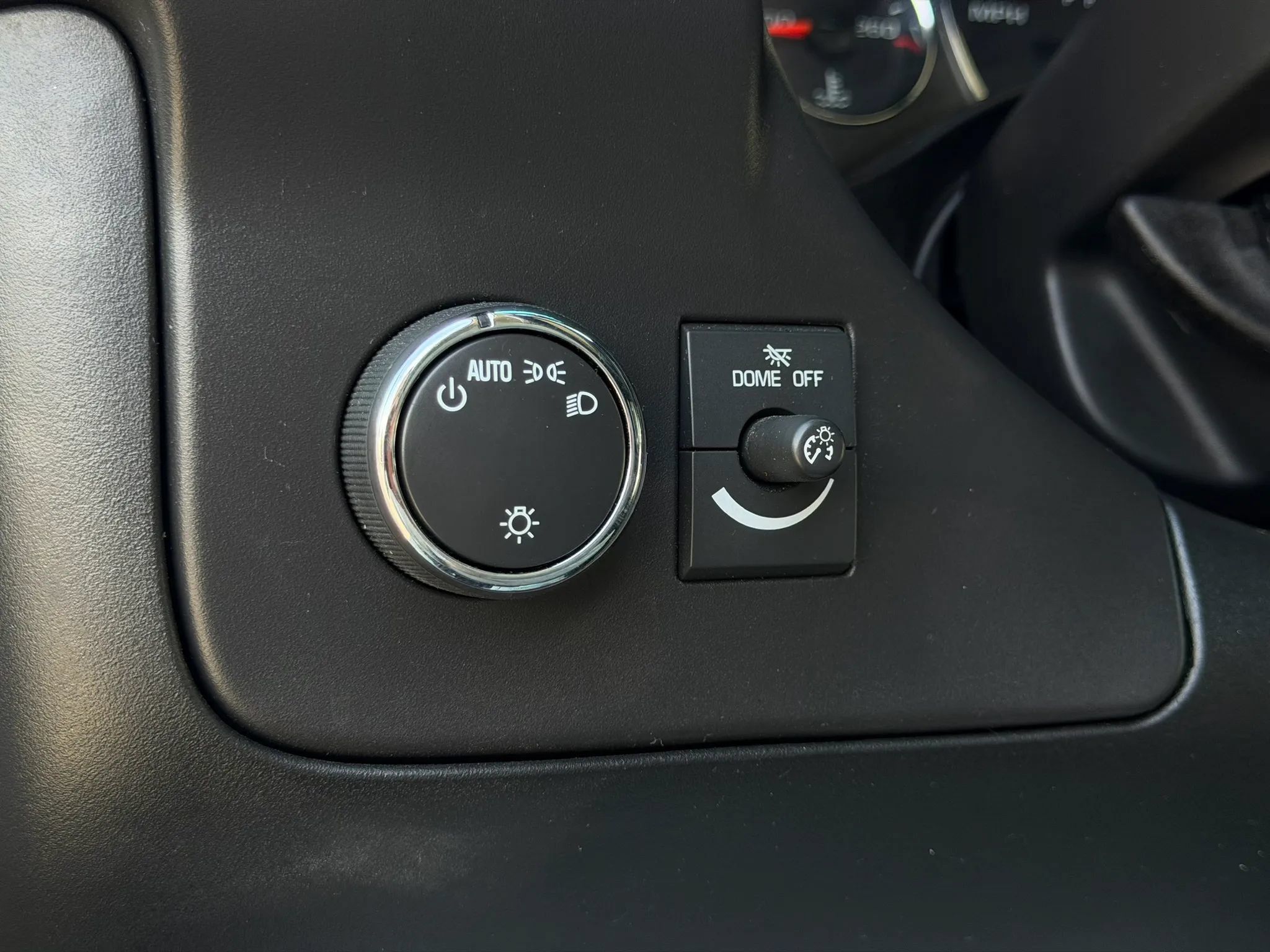 Used 2019 Chevrolet Express 3500 LS RWD image 16