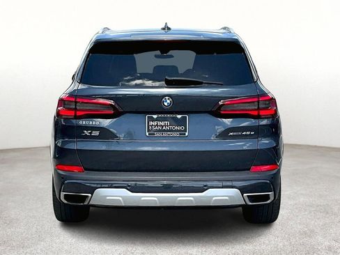 Used 2022 BMW X5 xDrive45e w/ Climate Comfort Package image 6