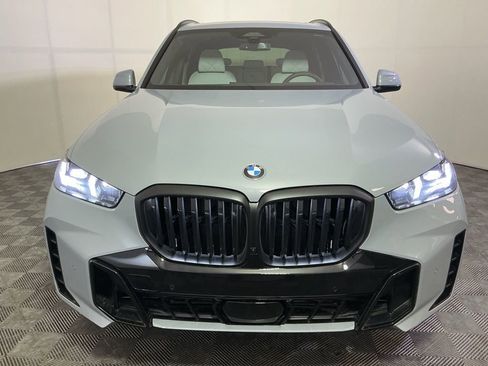 New 2026 BMW X5 sDrive40i w/ M Sport Package image 3