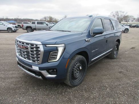 New 2026 GMC Yukon Denali image 9