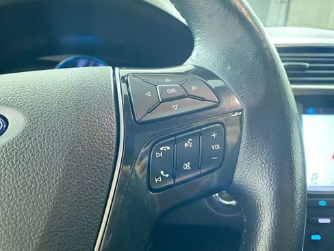 Used 2019 Ford Explorer Limited w/ Class III Trailer Tow Package image 13