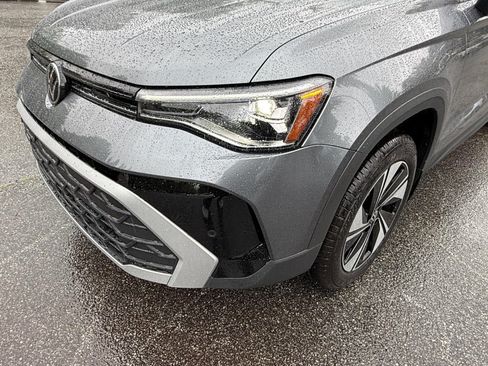 New 2026 Volkswagen Taos SE AWD/4WD image 26