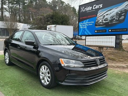 Used 2015 Volkswagen Jetta SE image 1