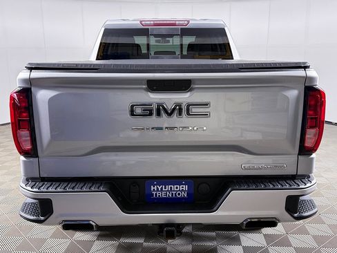 Used 2020 GMC Sierra 1500 Elevation w/ Elevation Value Package image 11