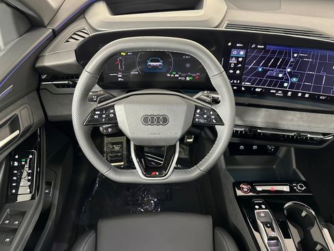 New 2025 Audi SQ6 e-tron Premium Plus image 13