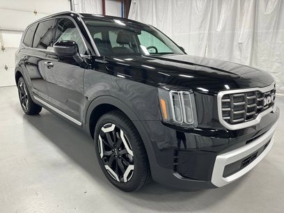 Used 2025 Kia Telluride S