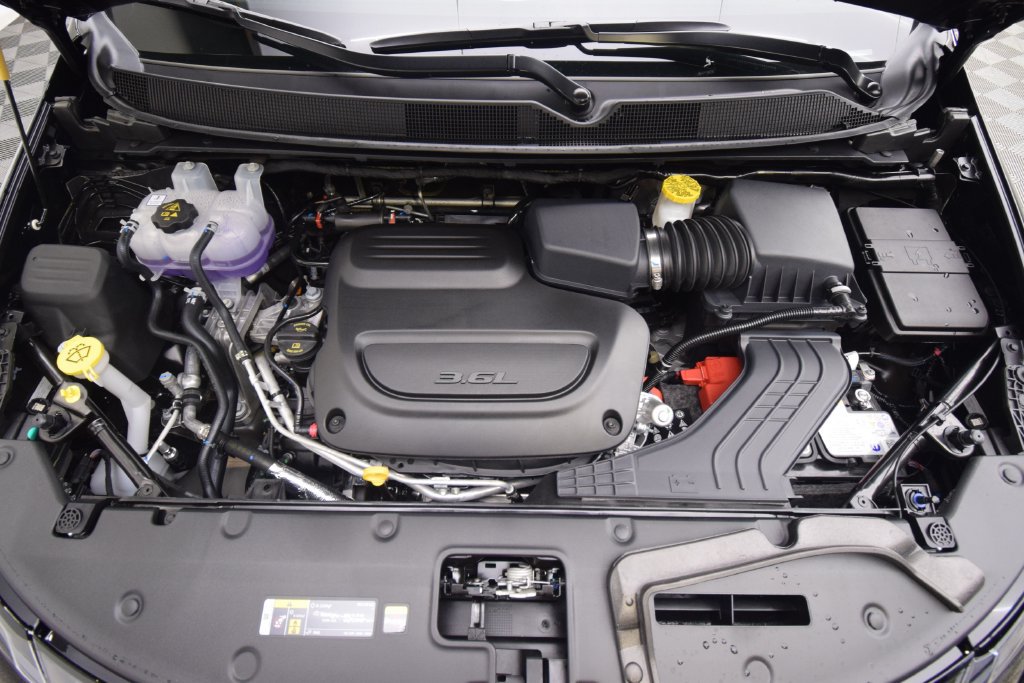 New 2027 Chrysler Pacifica Select AWD/4WD image 6