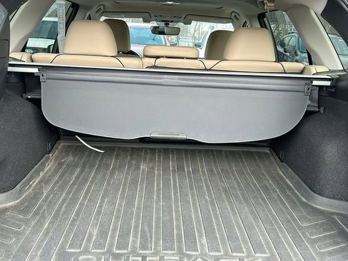 Used 2018 Subaru Outback 2.5i Limited image 25