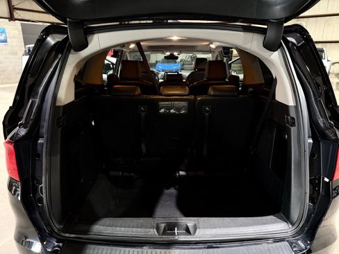 Used 2021 Honda Odyssey EX-L image 16