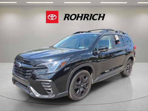 Used 2023 Subaru Ascent Onyx Edition Limited image 1