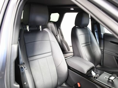 Used 2025 Land Rover Range Rover Evoque Dynamic SE image 20