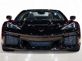 Used 2025 Chevrolet Corvette Z06 w/ Stealth Interior Trim Package RWD video 2