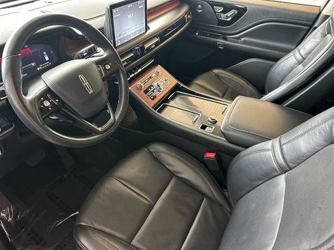 Certified 2023 Lincoln Aviator Reserve w/ Elements Package Plus RWD image 9