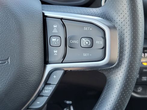New 2026 RAM 1500 Express AWD/4WD image 15