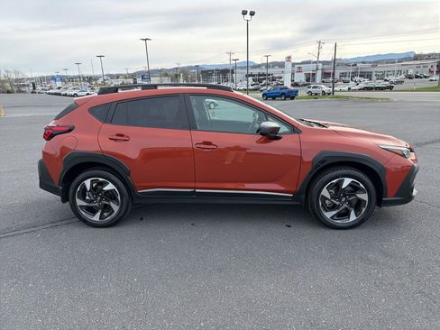 Certified 2025 Subaru Crosstrek 2.5i Limited w/ Crosstrek Mirror Package image 6