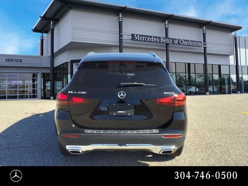 Used 2025 Mercedes-Benz GLA 250 4MATIC image 4