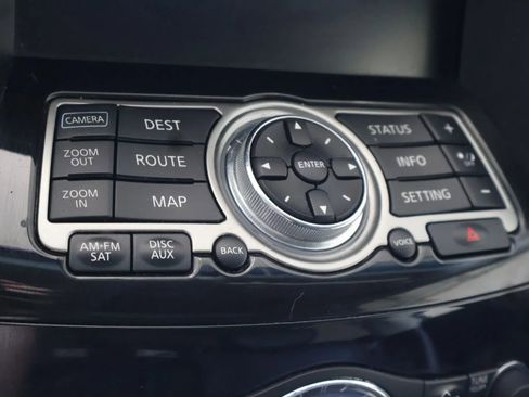 Used 2012 INFINITI FX35 AWD w/ Premium Pkg image 16