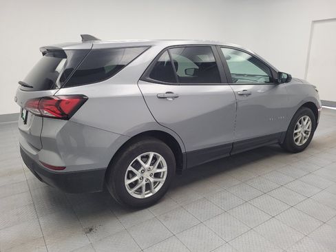 Used 2023 Chevrolet Equinox LS w/ LS Convenience Package FWD image 10