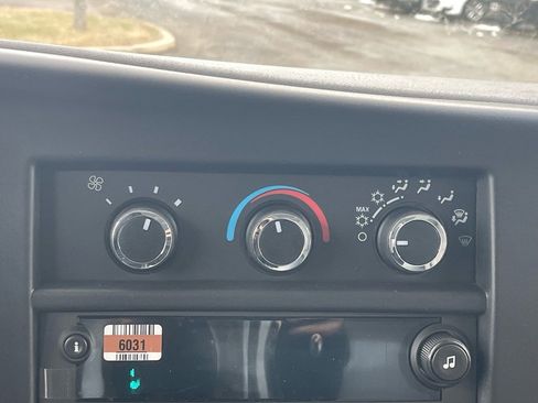 New 2026 Chevrolet Express 3500 w/ Power Convenience Package image 51