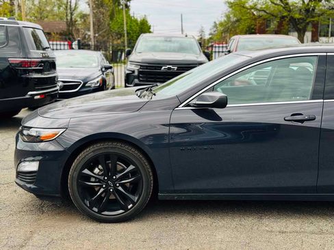 Used 2025 Chevrolet Malibu LT w/ Sport Edition FWD image 10