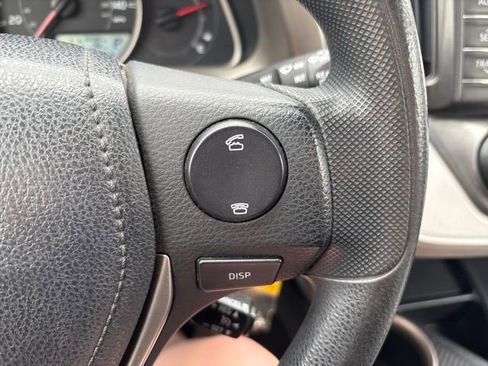Used 2013 Toyota RAV4 LE AWD/4WD image 11