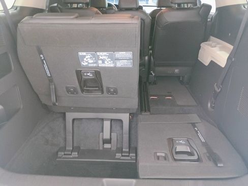 Used 2024 Kia Carnival SX image 21